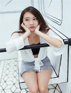 《girls for m-9877地铁笨蛋5》